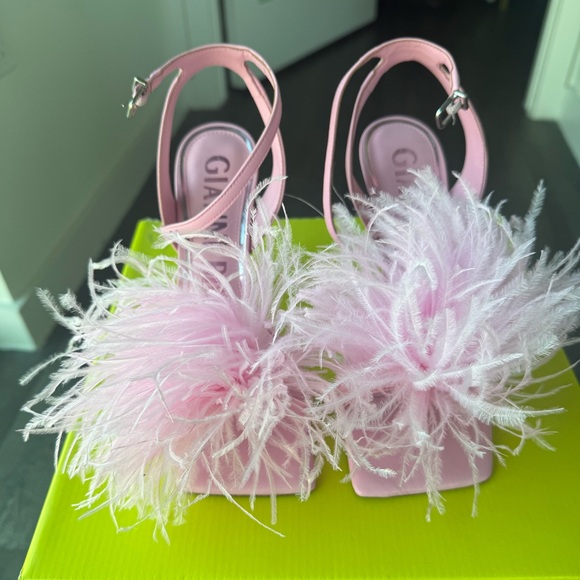 Gianni Bini Shoes - Gianni Bini Pink Marabou Feather Heels Size 8 Square Toe Leather Y2K 2000s